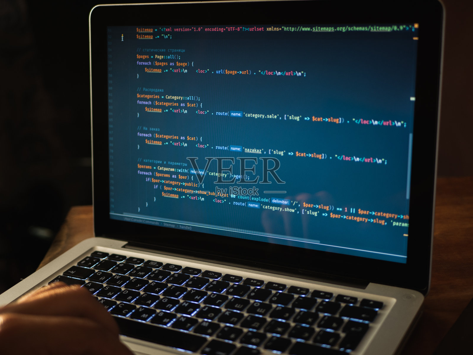筆記本電腦代碼(網頁開發(fā))照片攝影圖片